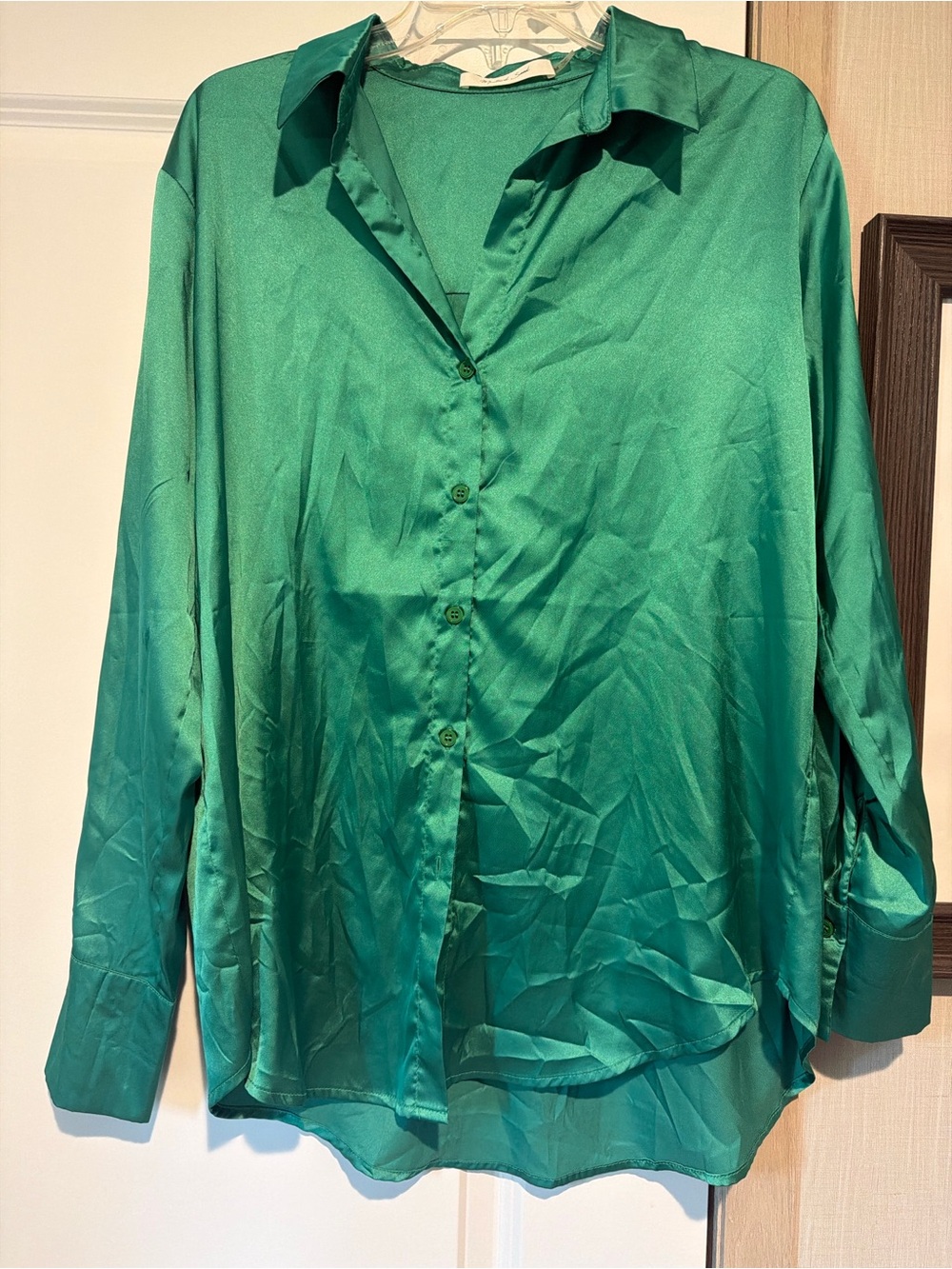 Mustard Seed Emerald Green Satin Button-Down Blouse